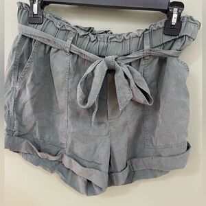Aerie tie front shorts
